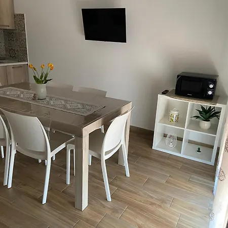 Al Fardella 365 Apartment